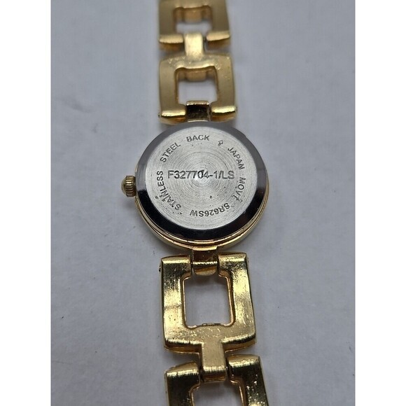 Avon White Enamel Gold Tone Link Bracelet Ladies Quartz Watch New Battery - Picture 9 of 9